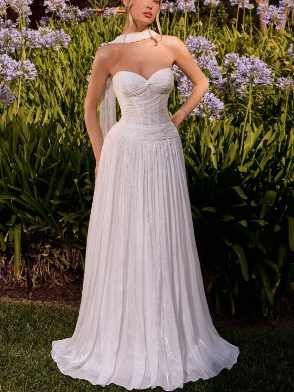 A LINE WEDDING DRESS,RUCHED STRAPLESS OFF WHITE SWEETHEART NECKLINE BRIDAL GOWN